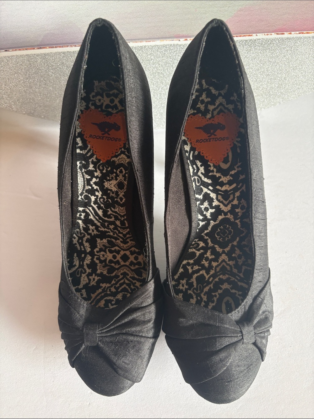 Rocket Dog Black Twisted-Knot Round-Toe Women’s Heels